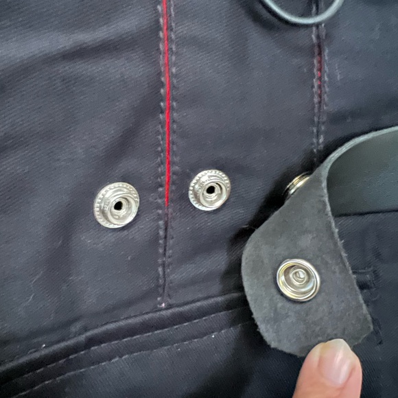 Black and Red Tartan Kilt - Picture 4 of 6